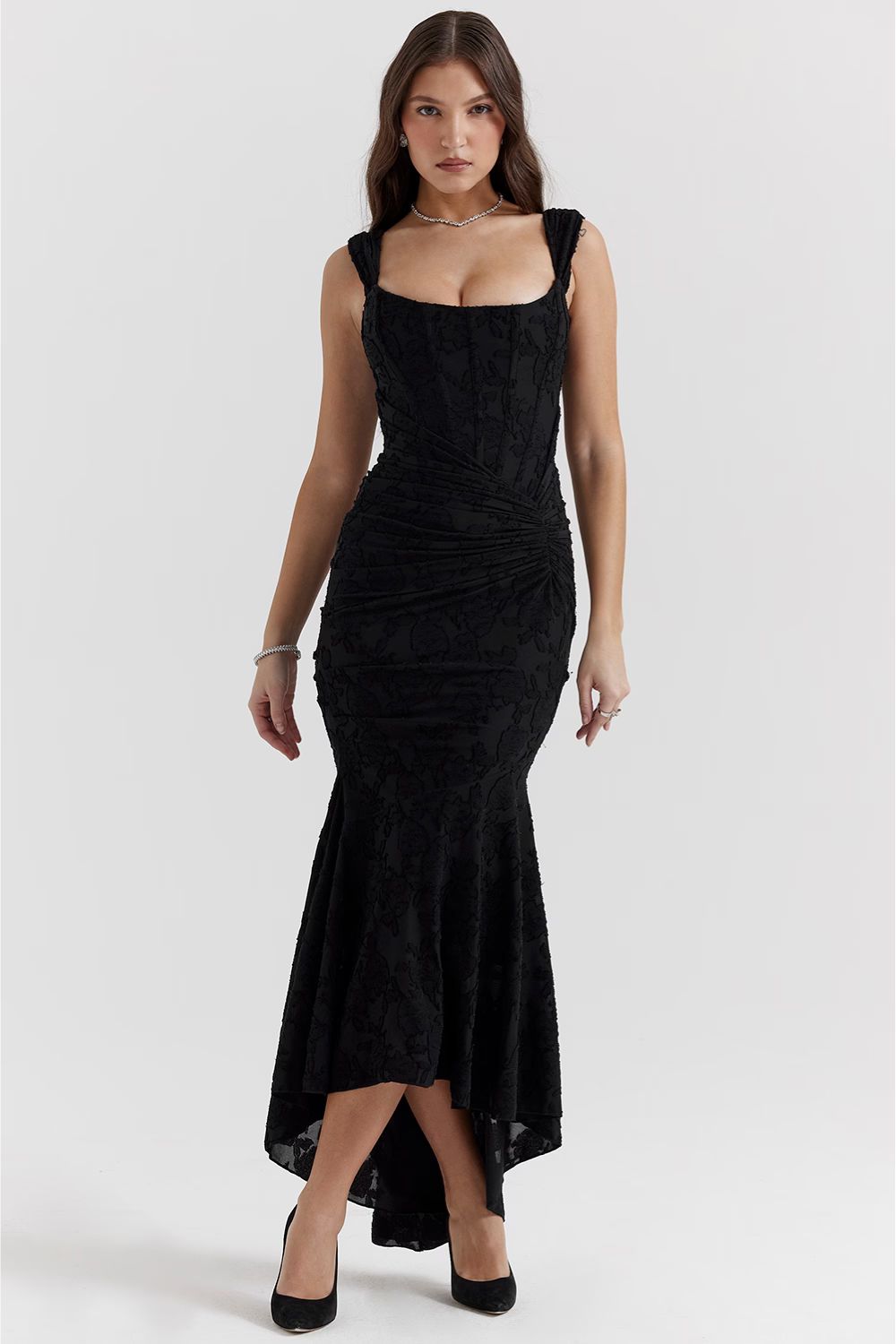 Julienne - Elegant Midi Dress