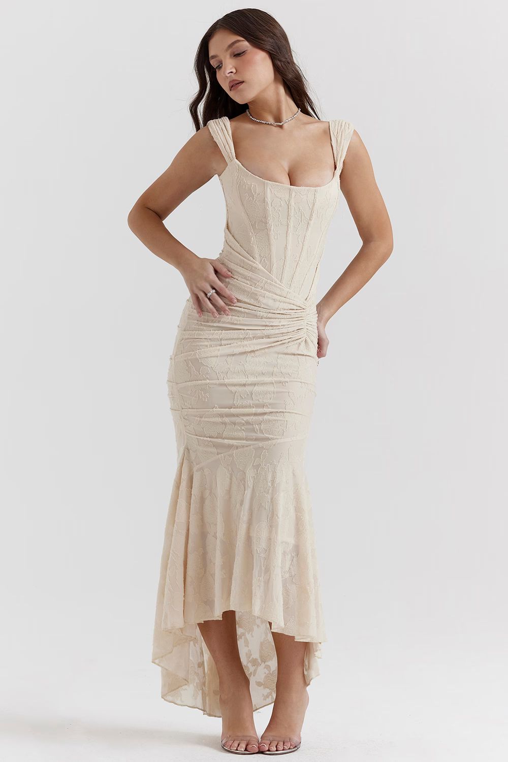 Julienne - Elegant Midi Dress