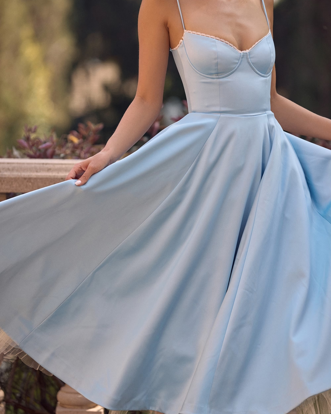 Elowen – Satin Midi Dress