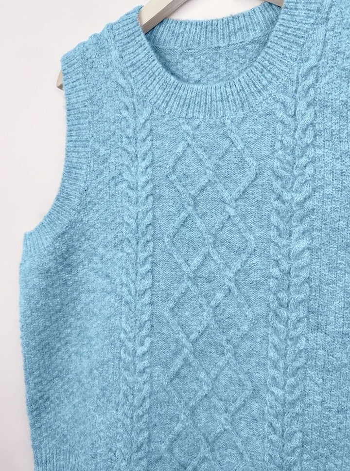 Women's Cable-Knit Sleeveless Sweater Vest Round Neck