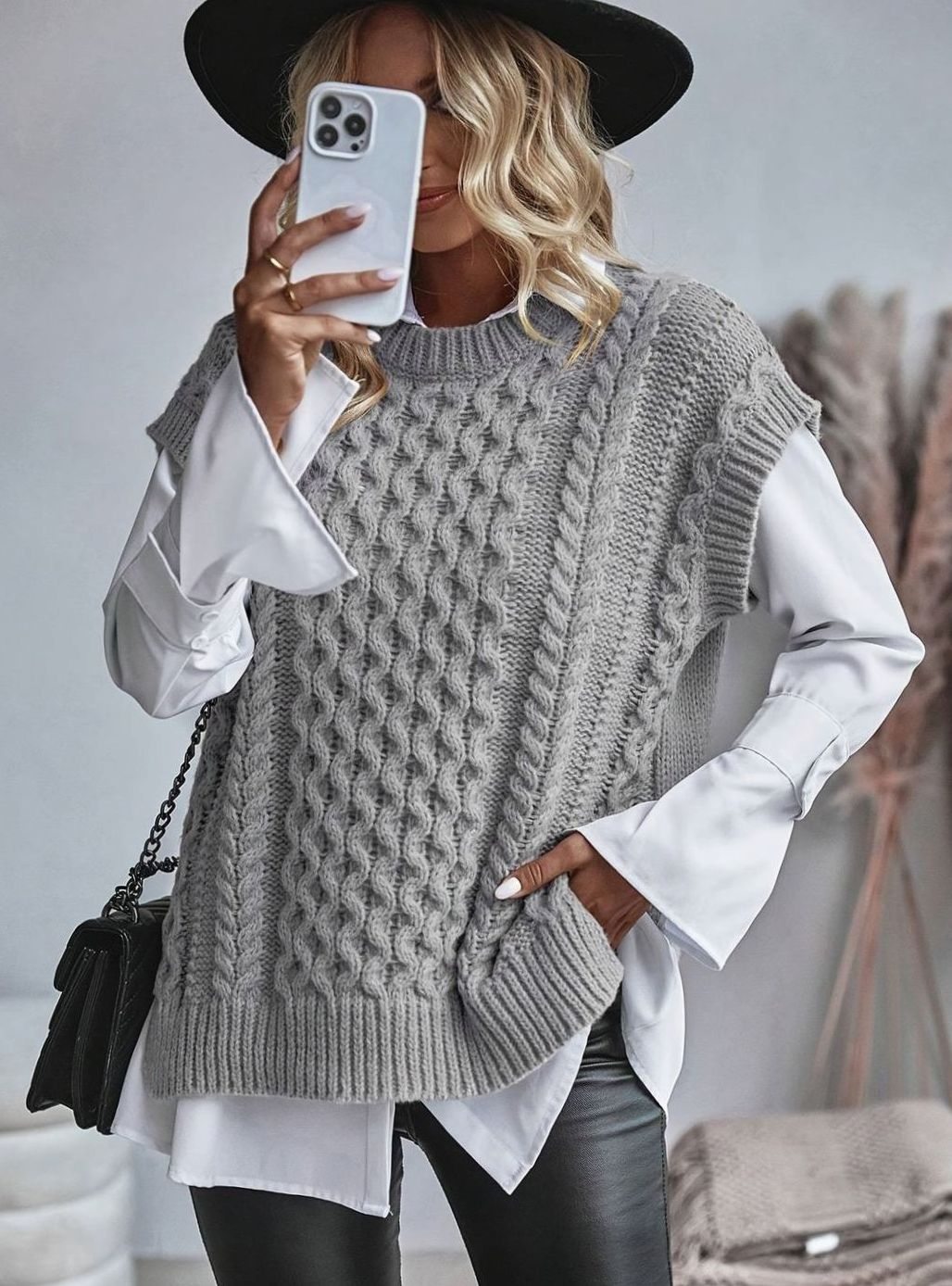 Women's Cable Knit Sweater Vest Relaxed-Fit Pullover