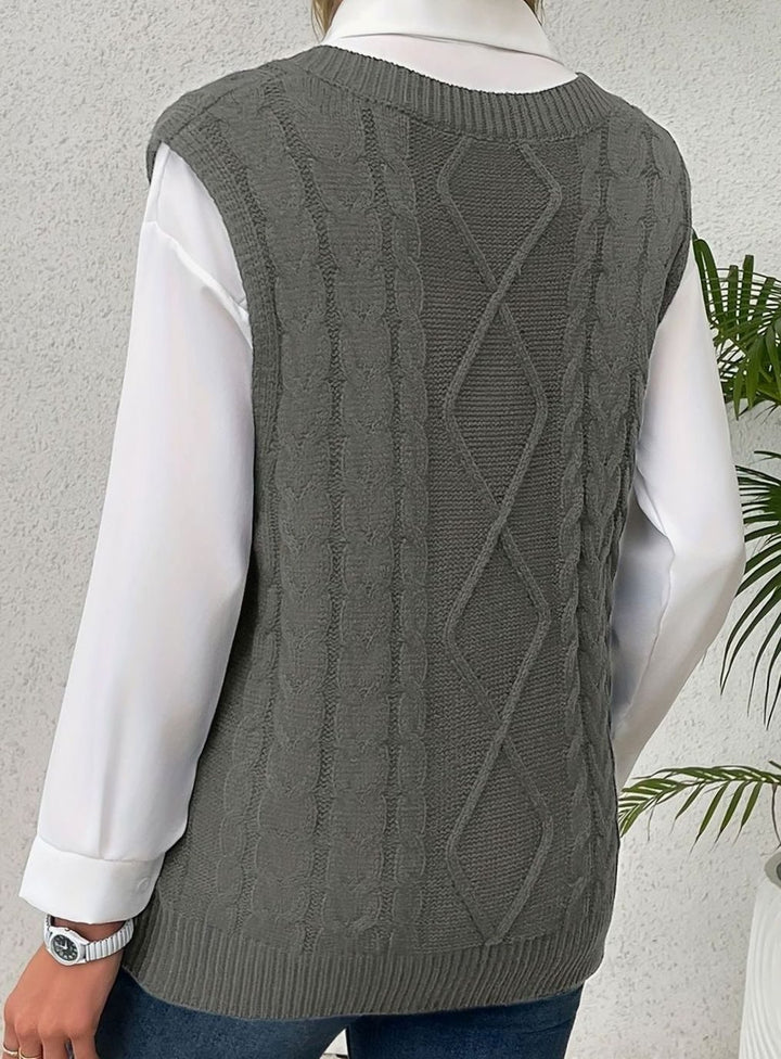 Women's Cable-Knit V-Neck Sweater Vest Relaxed Fit