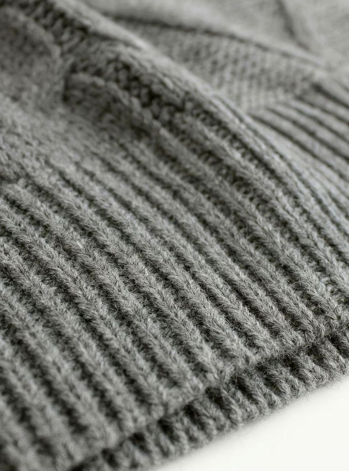 Women's Cable-Knit V-Neck Sweater Vest Relaxed Fit