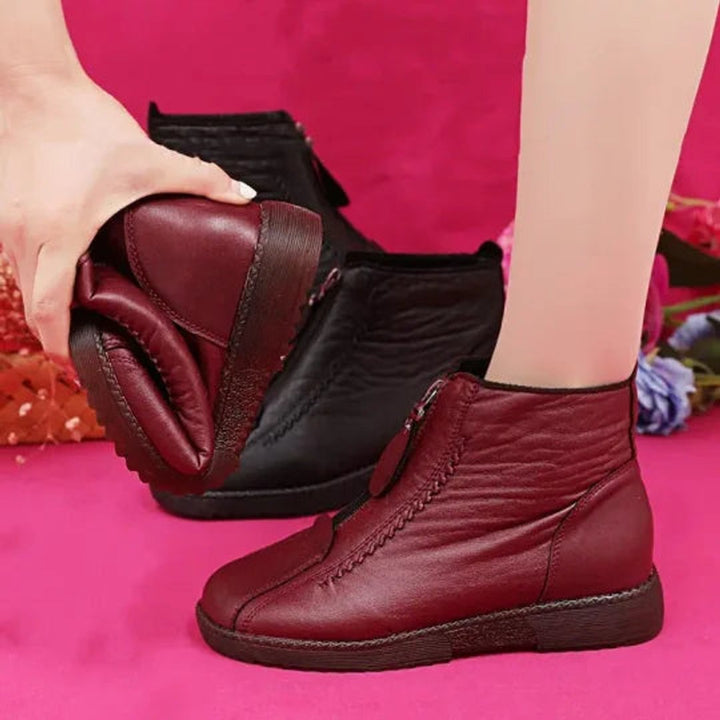 Women's Fleece-Lined Slip-Resistant Leather Ankle Boots