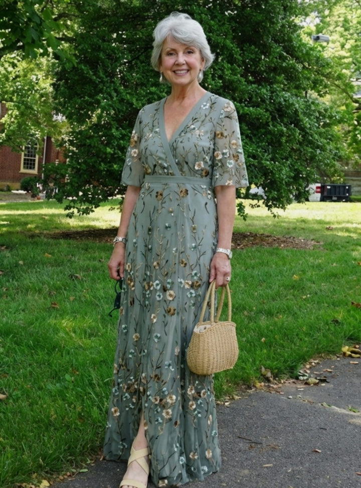 Women's Floral Embroidered Short Sleeve Maxi Dress V-Neck