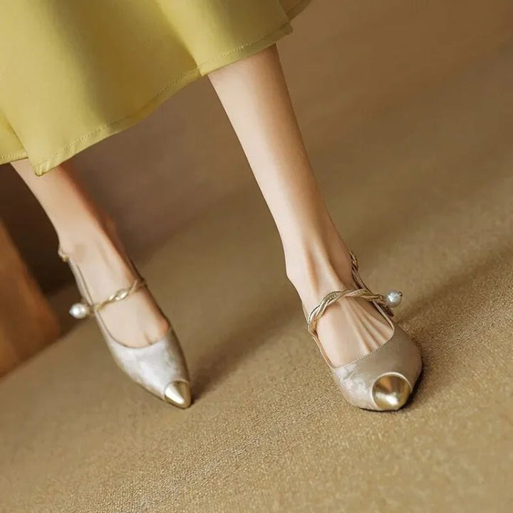 Women's Floral Jacquard Pointed-Toe Kitten Heel Slingback Pumps
