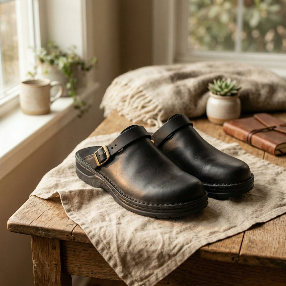Women's Full-Grain Leather Slip-On Ergonomic Clogs - Black