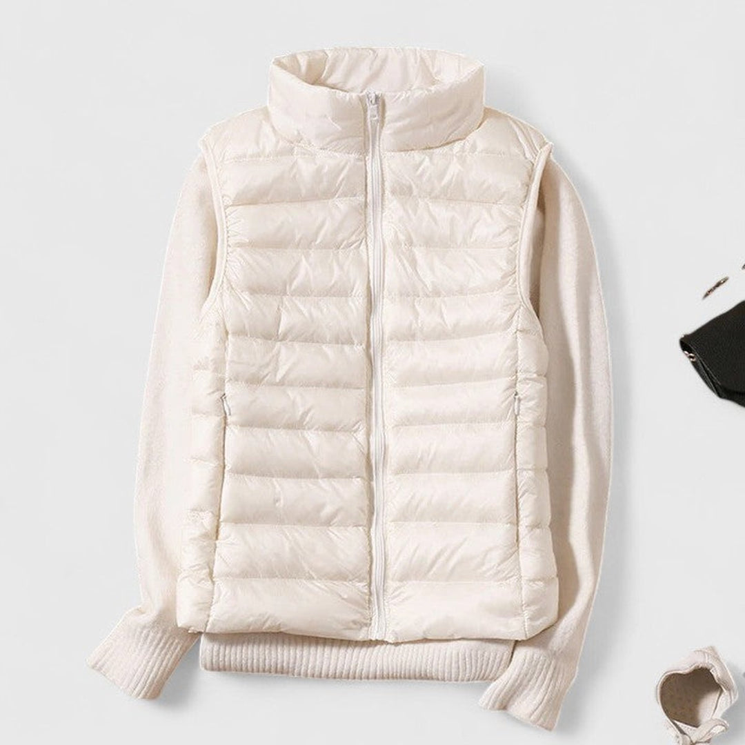 Women's Lightweight Quilted Puffer Vest Sleeveless Zip-Up Jacket - White