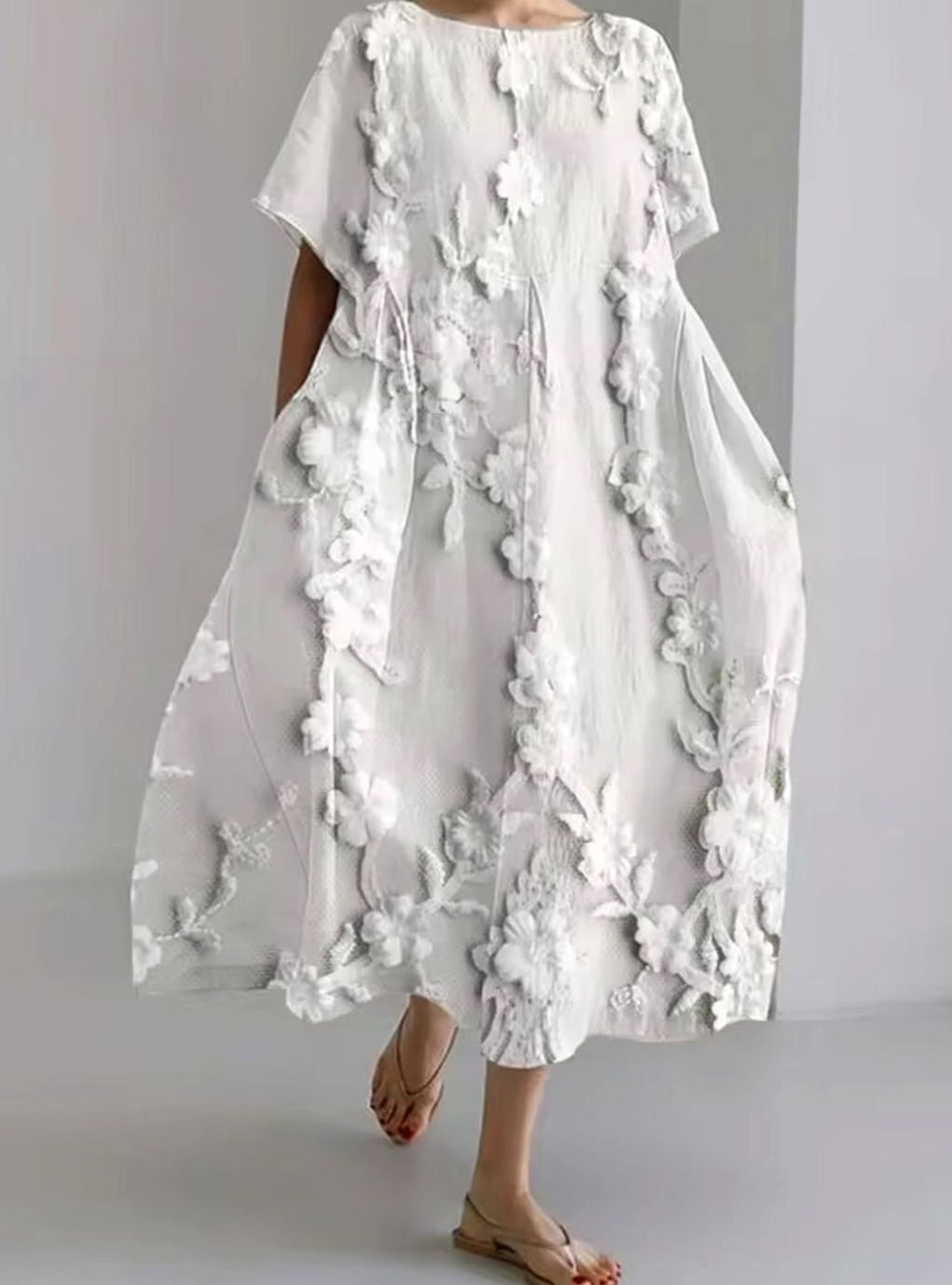 Women's Loose Round-Neck Floral Appliqué Midi Dress - Big Floral White