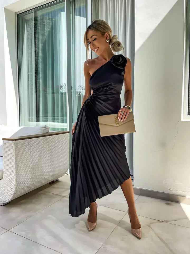 Women's One-Shoulder Pleated Midi Dress Floral Detail - Black