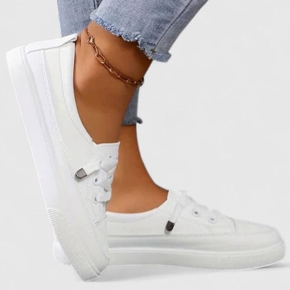 Women's Orthopedic Cushioned Lace-Up Low-Top Sneakers, White
