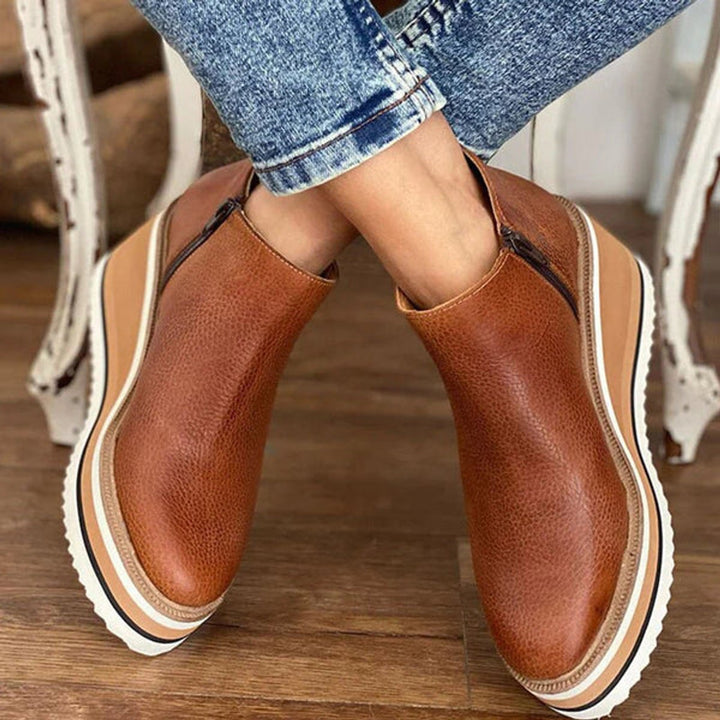Women's Platform Wedge Zip-Up Ankle Boots Round Toe - Dark Brown