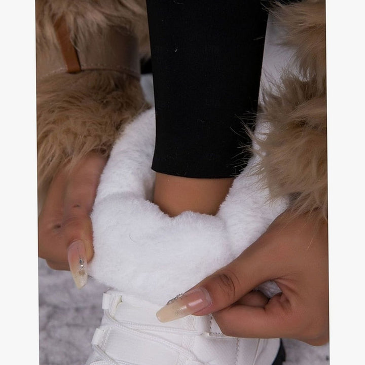 Women's Plush-Lined Lace-Up Snow Boots, White