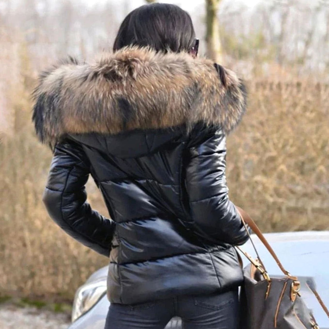 Women's Quilted Fur Hood Puffer Coat Fitted Zip-Front Jacket