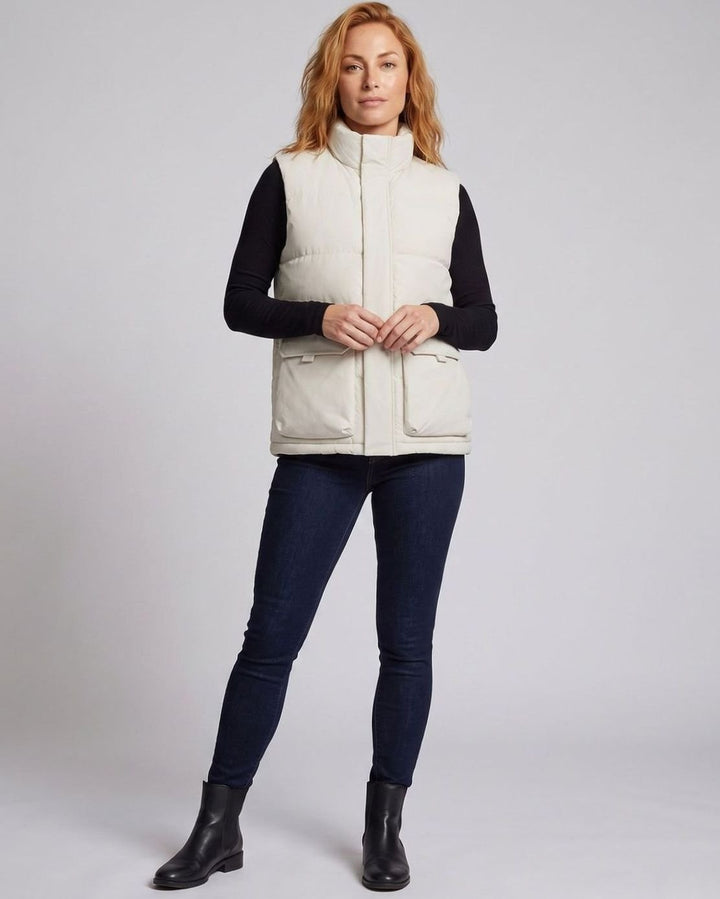 Women's Quilted Puffer Vest High-Neck Zip-Up Flap Pocket Sleeveless Jacket