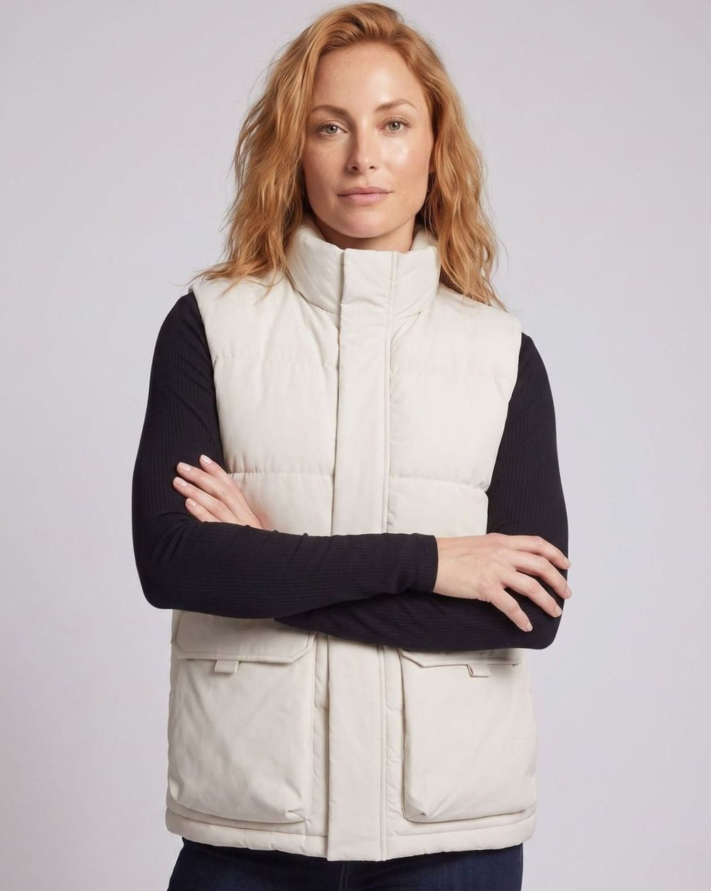 Women's Quilted Puffer Vest High-Neck Zip-Up Flap Pocket Sleeveless Jacket