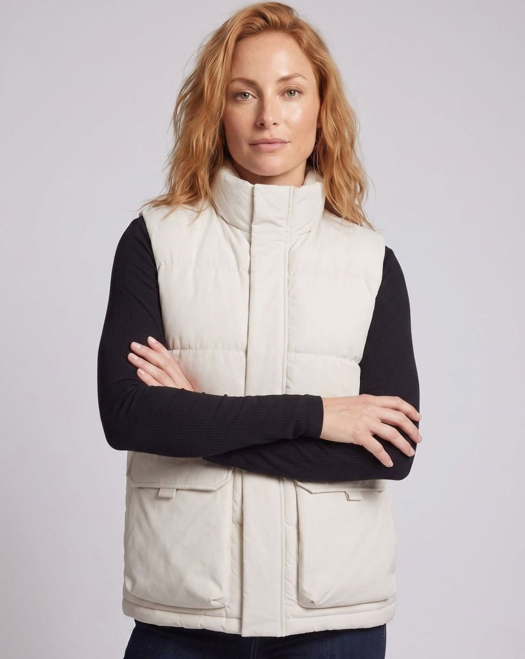Women's Quilted Puffer Vest High-Neck Zip-Up Flap Pocket Sleeveless Jacket