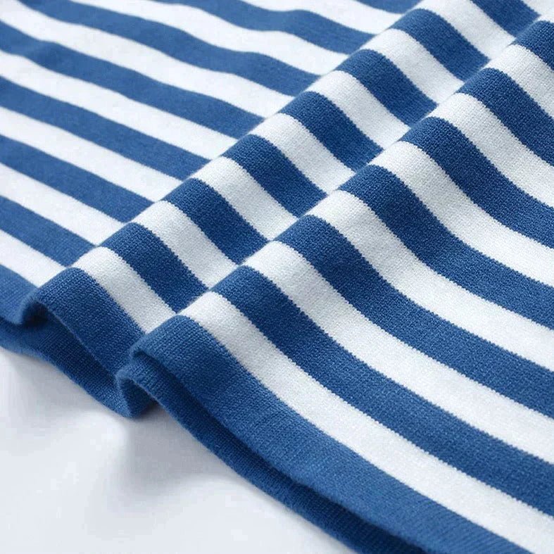 Women's Relaxed-Fit Long-Sleeve Striped Crewneck Sweater