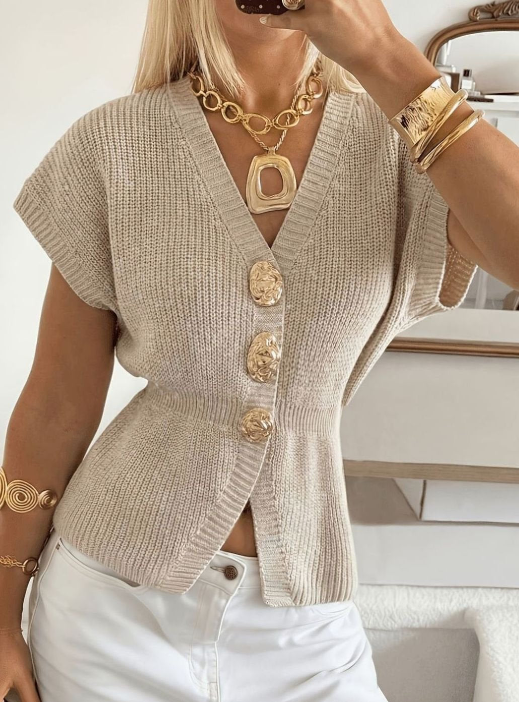 Women's V-Neck Gold-Button Knit Cardigan - Apricot
